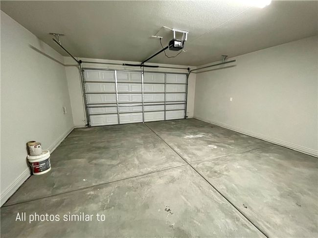 Garage | Image 18