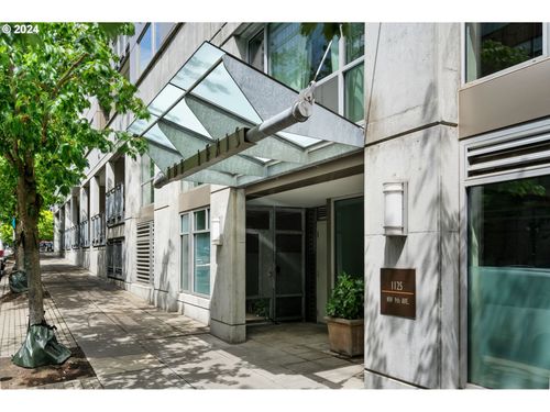 302-1125 Nw 9th Ave, Portland, OR, 97209-2864 | Card Image