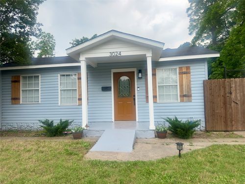3024 Carnation Ave, Fort Worth, TX, 76111-2717 | Card Image