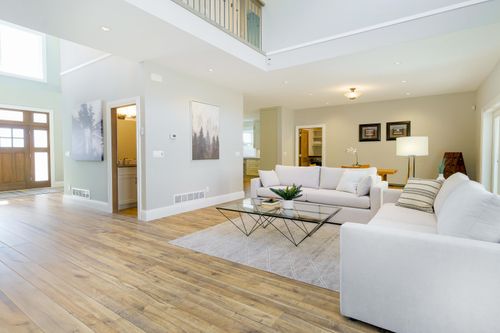 1055 Charland Ave, Coquitlam, BC, V3K3K8 | Card Image
