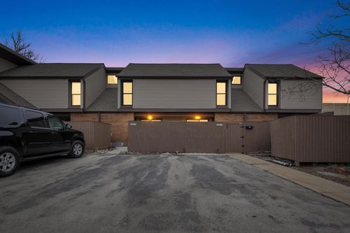 1621 W Edgerton Ave, Milwaukee, WI, 53221-3559 | Card Image