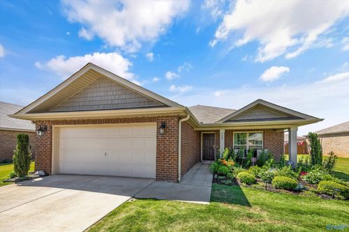 108 Tobin Ln, Hazel Green, AL, 35750-5003 | Card Image