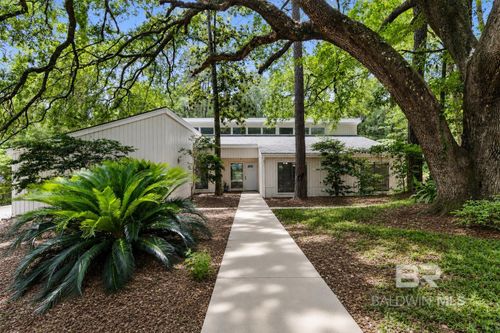 128 Kingswood Dr, Daphne, AL, 36526-8134 | Card Image