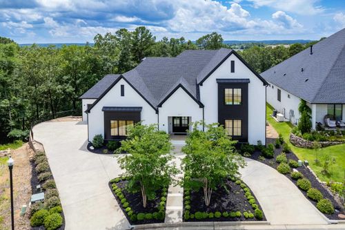 203 Haywood Dr, Little Rock, AR, 72223-5326 | Card Image