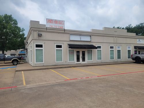 301-1905 W Ennis Ave, Ennis, TX, 75119-3625 | Card Image