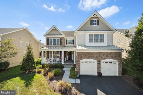 4622 Hull Dr, HAYMARKET, VA, 20169-8182 | Card Image
