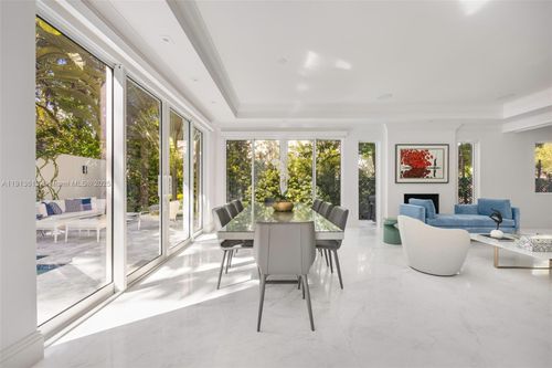 2760-2760 Brickell Ct, Miami, FL, 33129-2811 | Card Image