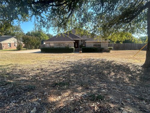 107 Hickory Ln, Weatherford, TX, 76086-4632 | Card Image