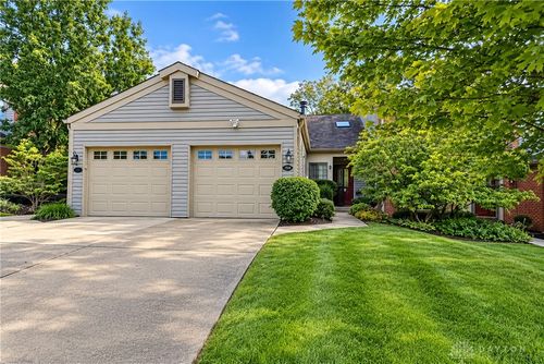 5391 Dickens Dr, Sharonville, OH, 45241-6001 | Card Image