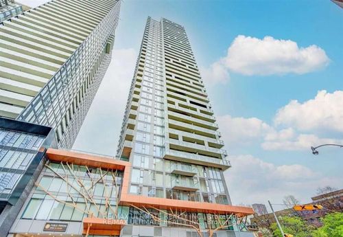 2905-50 Wellesley St E, Toronto, ON, M4Y0C8 | Card Image