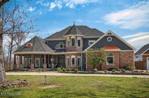 5715 Pleasant Ridge Rd, Sparta, TN, 38583-7417 | Card Image