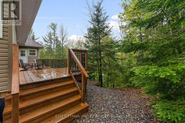 28084 Highway 41, House other with 5 bedrooms, 2 bathrooms and 5 parking in Renfrew ON | Image 37