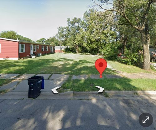 631 N High St, El Dorado, KS, 67042-1642 | Card Image