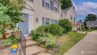 411-N - 411 Newport Way, Townhouse with 2 bedrooms, 2 bathrooms and null parking in Monroe NJ | Image 1