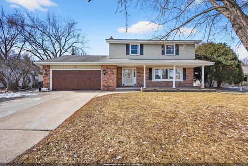 1017 N Bay Ridge Road, APPLETON, WI, 54915 | Card Image