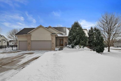 1221 Marcella Ct, SUN PRAIRIE, WI, 53590-3828 | Card Image