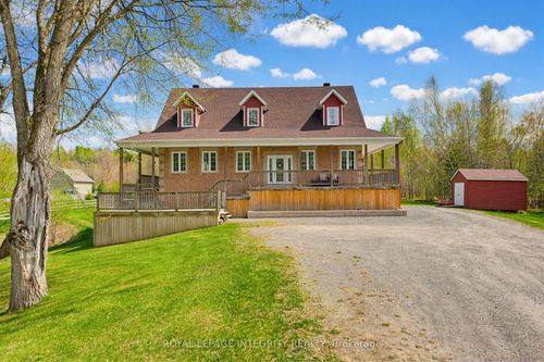 748 St Felix Rd, Hammond, ON, K0A2A0 | Card Image