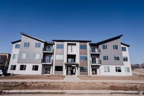 6-204-216 E 850 S, Spanish Fork, UT, 84660-3415 | Card Image