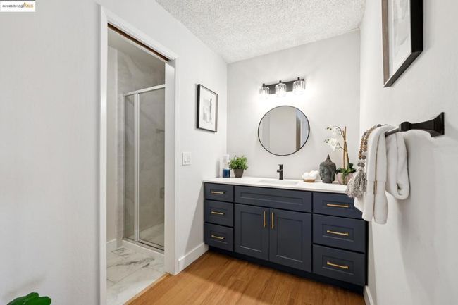 APT-320 - 960 Shorepoint Ct, Condo with 2 bedrooms, 2 bathrooms and 2 parking in Alameda CA | Image 45