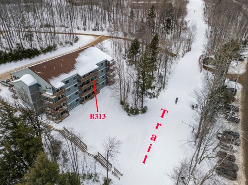 b303-8 Moonstruck Dr, Newry, ME, 04261-3235 | Card Image