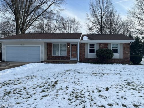 2034 Kingsdale Drive, Stow, OH, 44224 | Card Image