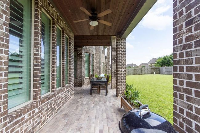 2218 Pleasant Hill Dr, House other with 5 bedrooms, 5 bathrooms and 3 parking in Friendswood TX | Image 45