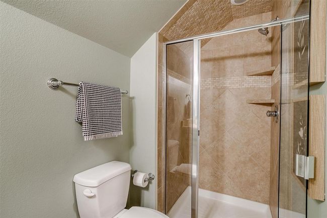 1204 E Scandinavian Ct, House other with 4 bedrooms, 4 bathrooms and null parking in Granbury TX | Image 37