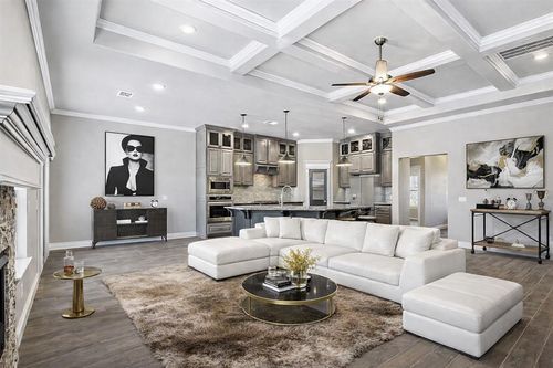 5512 Shiloh Dr, Oklahoma City, OK, 73179-7951 | Card Image