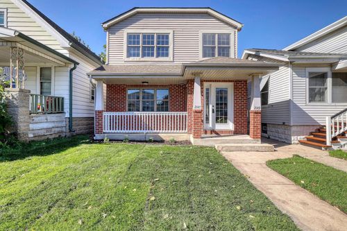 2147 S 72nd Street, WEST ALLIS, WI, 53219 | Card Image