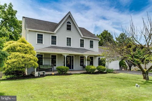 200 Mulberry Pl, DOUGLASSVILLE, PA, 19518-1226 | Card Image