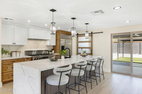 3718 E Evans Drive, Phoenix, AZ, 85032 | Card Image