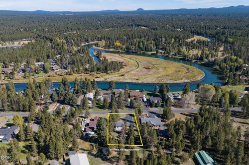55690 Big River Dr, Bend, OR, 97707-2303 | Card Image