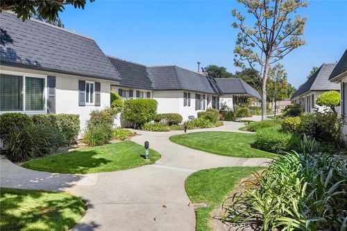 c-1330 Victoria, Fullerton, CA, 92831 | Card Image