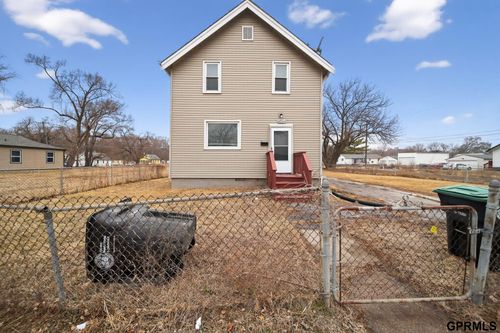 4554 N 16th Street, Omaha, NE, 68110 | Card Image