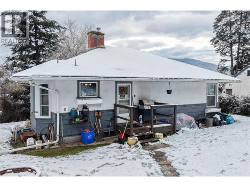 {{alt}} | Card Image