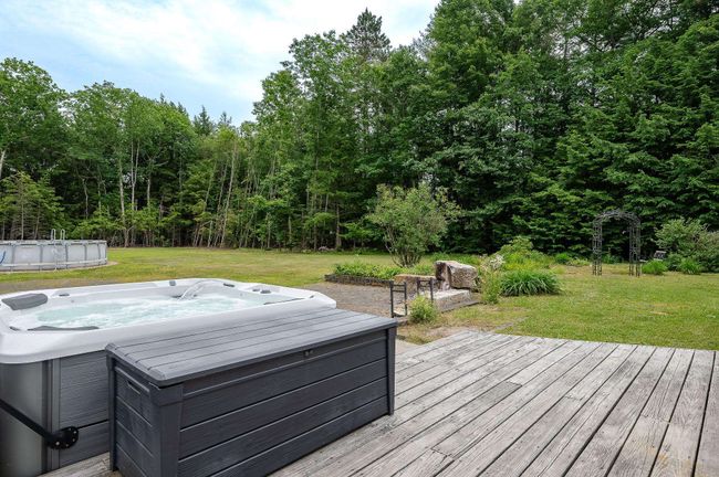 17 Pine Meadow Dr, House other with 3 bedrooms, 2 bathrooms and null parking in North Berwick ME | Image 36