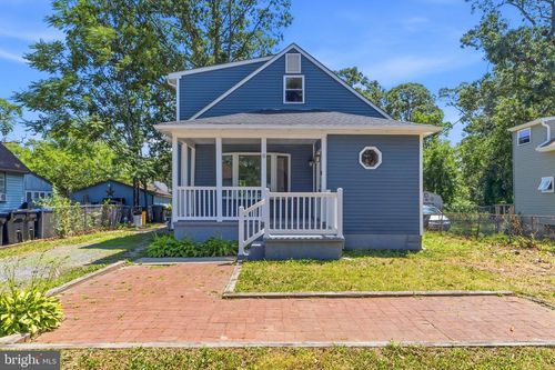 18 W 6th Ave, PINE HILL, NJ, 08021-6338 | Card Image
