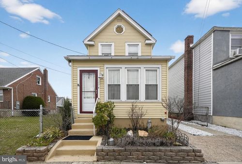 129 S Governor Printz Blvd, ESSINGTON, PA, 19029-1734 | Card Image