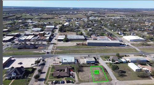 111 N Baker St, Ferris, TX, 75125 | Card Image