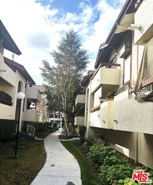 539-18020 Saratoga Way, Canyon Country, CA, 91387 | Card Image