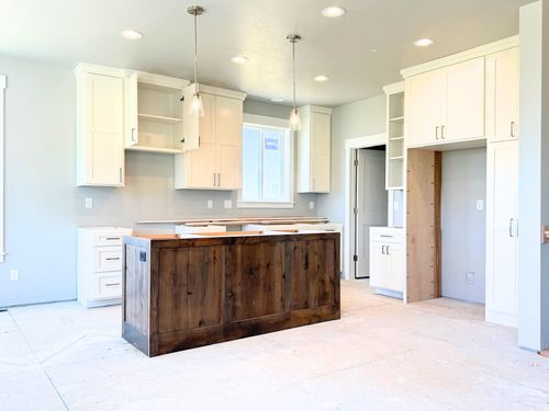183-936 E 410 N, Hyde Park, UT, 84318-3249 | Card Image