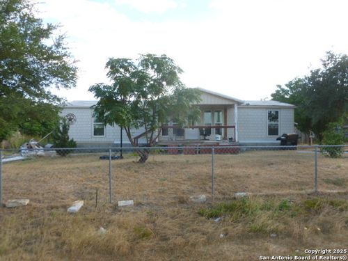 4218 Accors, Elmendorf, TX, 78112-6078 | Card Image