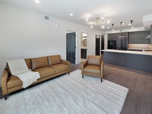 212-80 W Main St, FRISCO, CO, 80443-5509 | Card Image