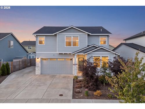1054 Hickory St, Independence, OR, 97351-1562 | Card Image