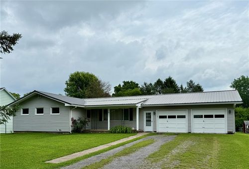 13 Bennett Ave, Manchester, NY, 14504-9727 | Card Image