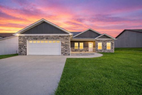 775 Vine Dr, HOLTS SUMMIT, MO, 65043 | Card Image