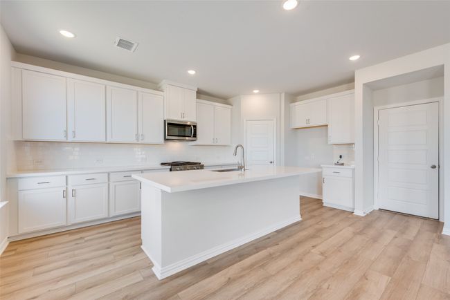 2914 Hanscom St, House other with 4 bedrooms, 3 bathrooms and null parking in Forney TX | Image 7