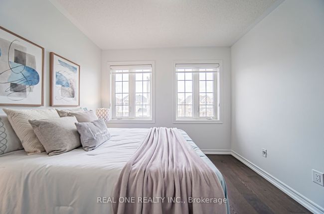 23 Rizal Ave, House attached with 4 bedrooms, 3 bathrooms and 2 parking in Markham ON | Image 25