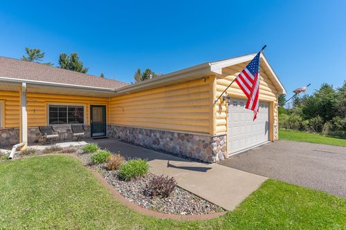 301-301 Christopher St, Eagle River, WI, 54521-9533 | Card Image