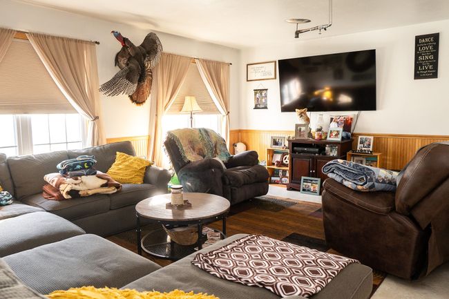 4288 W Skating Rink Rd, House other with 6 bedrooms, 2 bathrooms and null parking in Milroy IN | Image 14